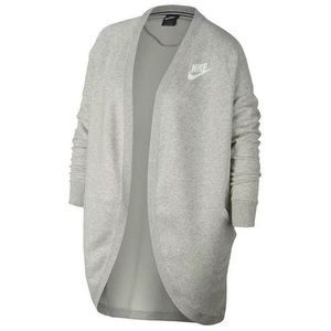 Women’s Medium Nike Rally Cardigan